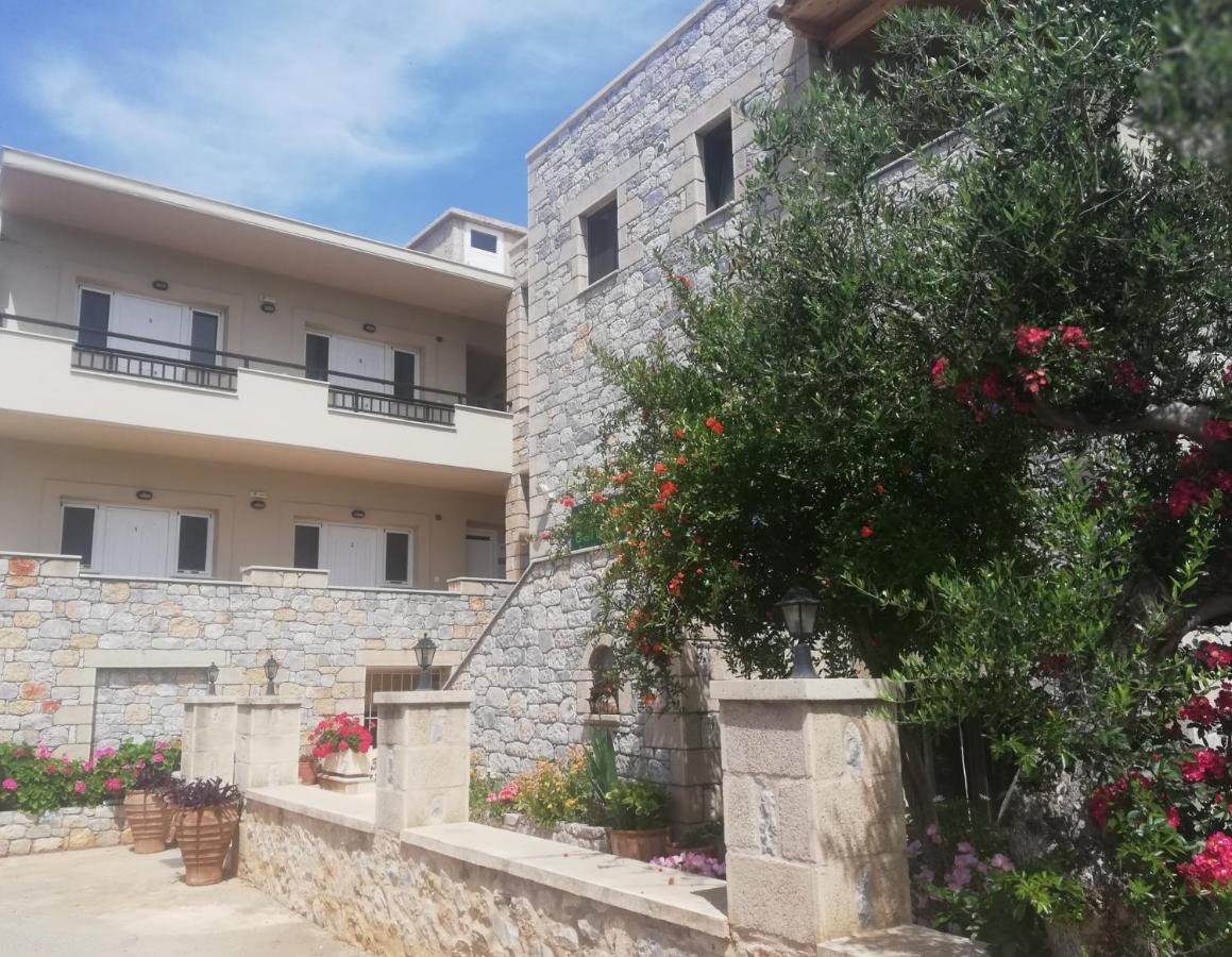 Bonos Apartments Stoúpa Exterior photo